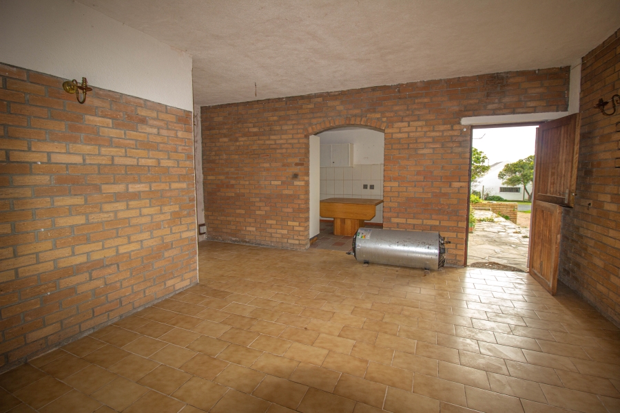 4 Bedroom Property for Sale in Kleinbaai Western Cape